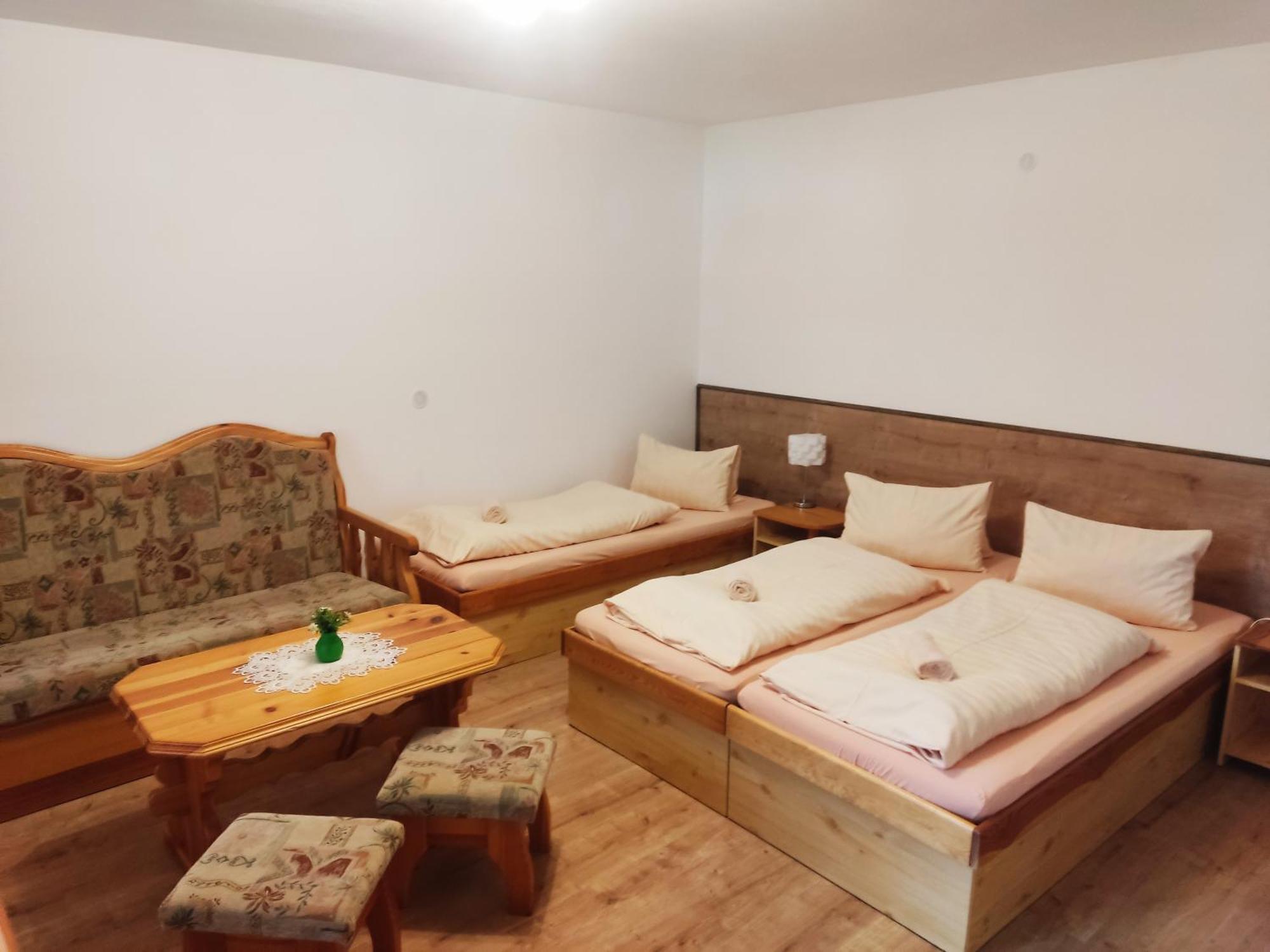 Penzion Lestiny Экстерьер фото